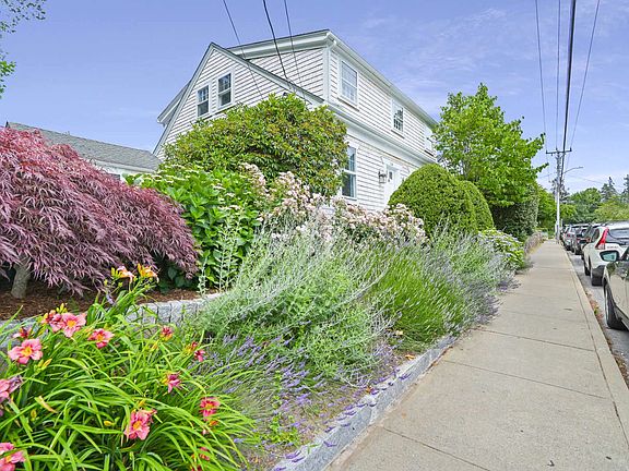 4th image of 124 Main St
