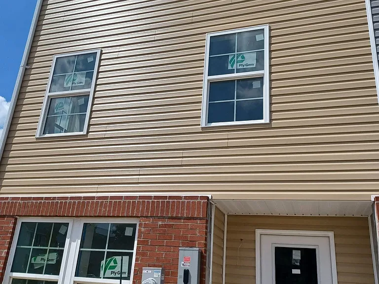 1000 E Cold Spring Ln #1000 — Photo 4