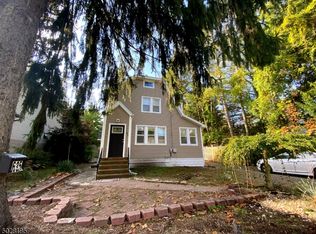 635 Ridgewood Rd, Washington Township, NJ 07676