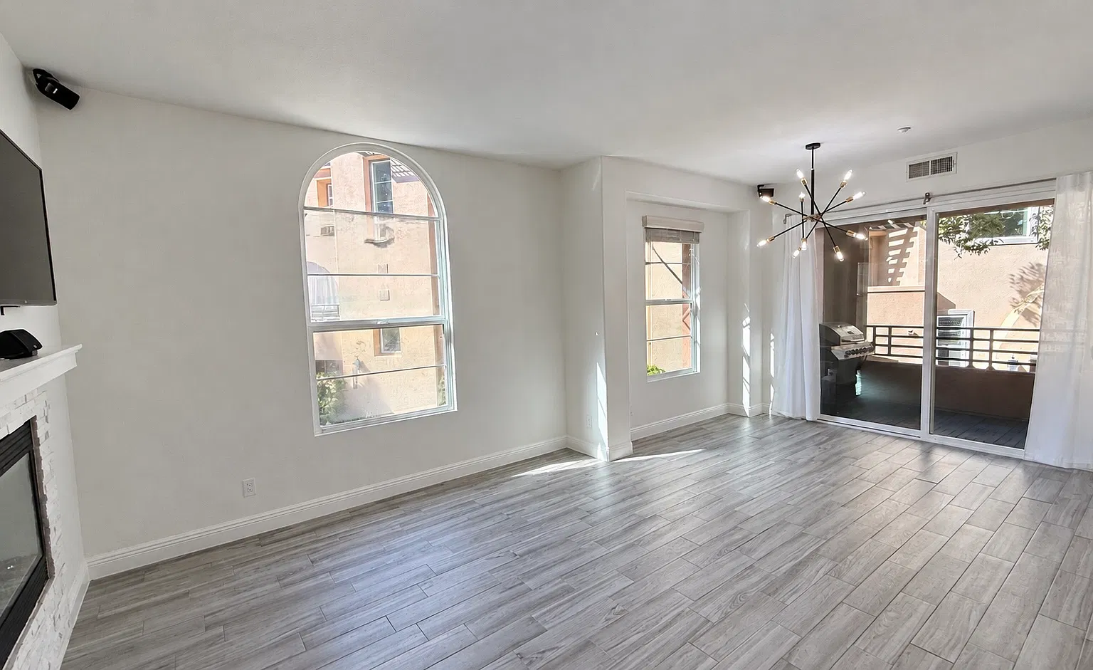 2788 Escala Cir — Photo 4