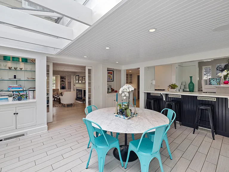 467 Laurel Rd — Photo 14