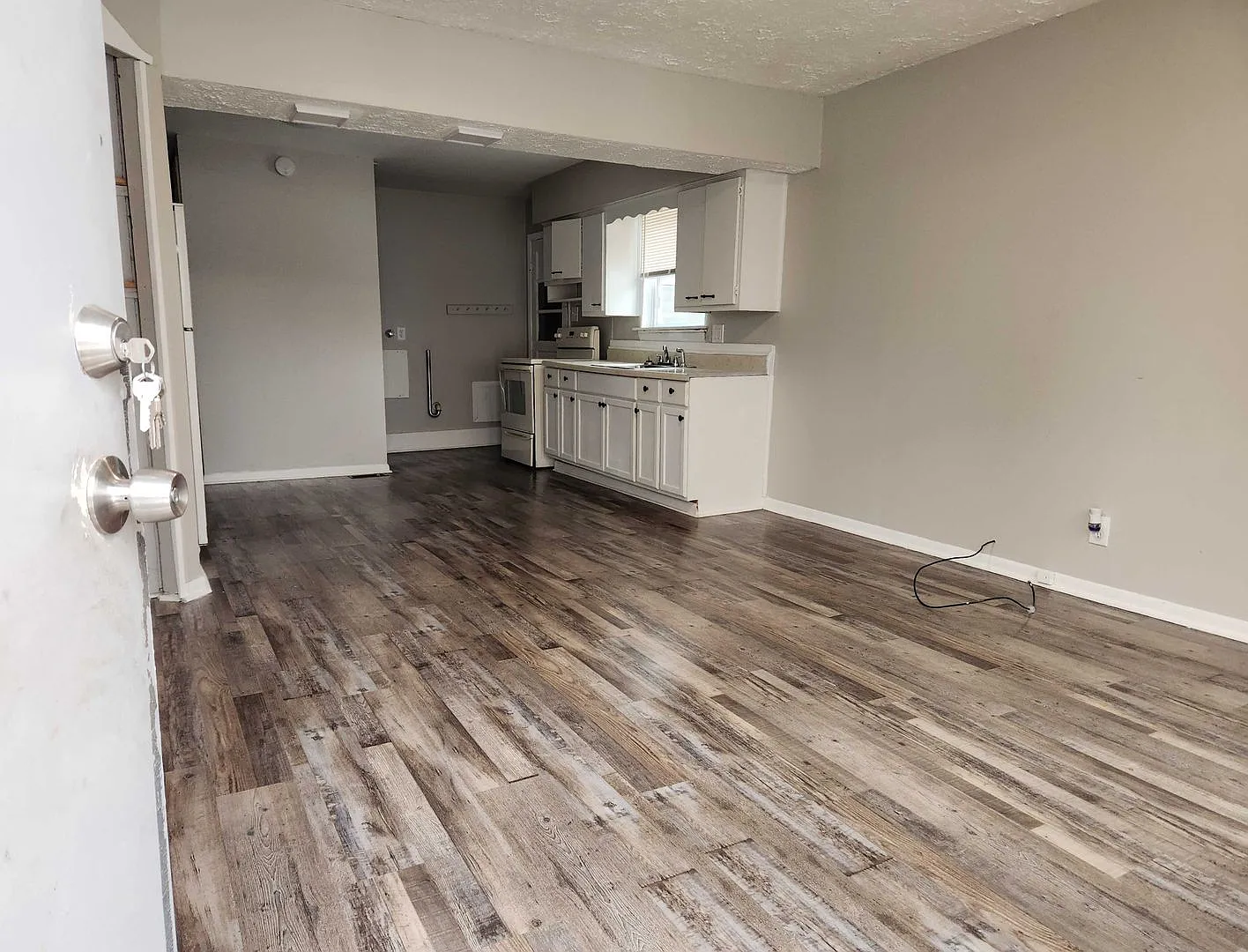 501 S Arlington Ave — Photo 2