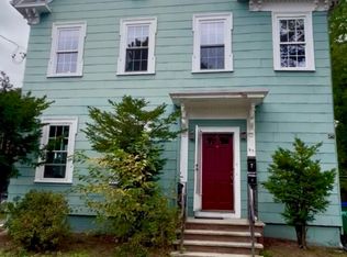53 Oakland St #B, Medford, MA 02155