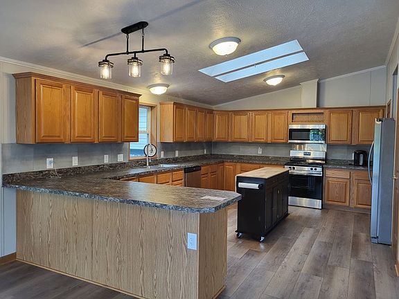 3rd image of 256 Bayview Rd #303