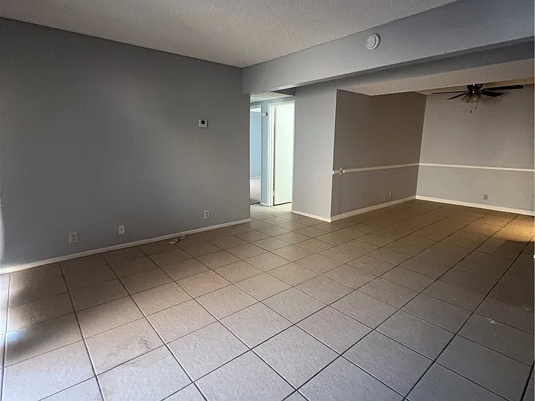 1400 W Edgehill Rd #11 — Photo 4