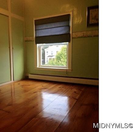 5th image of 131 E Main St