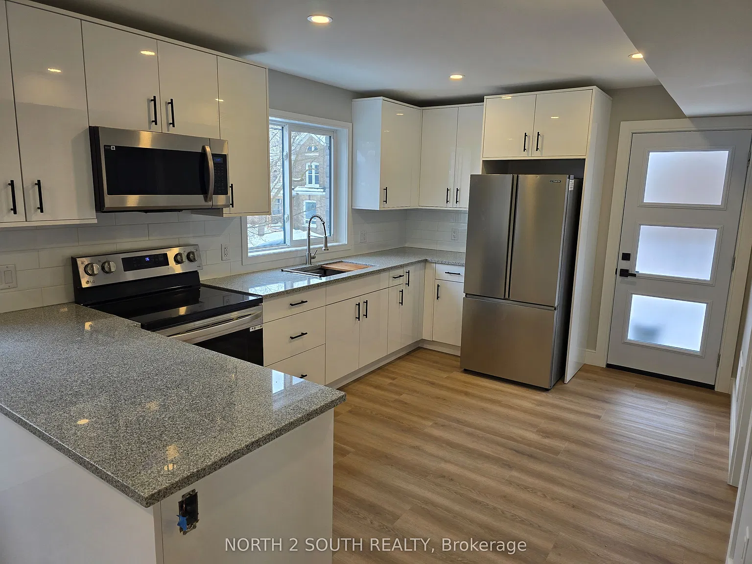 3 bed, $2,100 — Photo 1