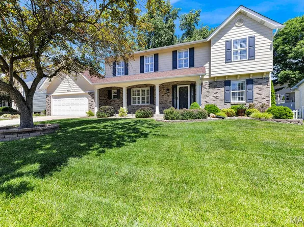2094 Autumn Wood Dr, Saint Charles, MO 63303