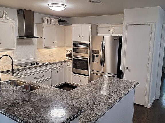 5th image of 2203 Bluebonnet Dr