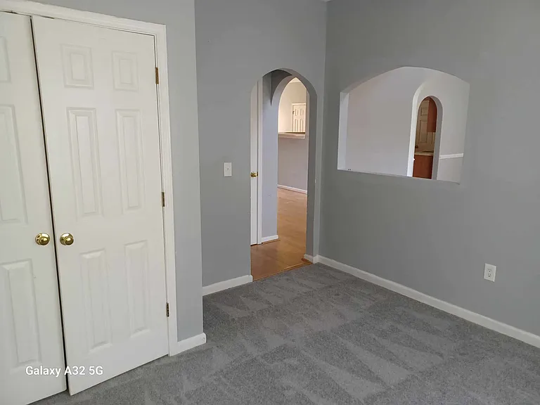 108 Adlett Ln — Photo 8