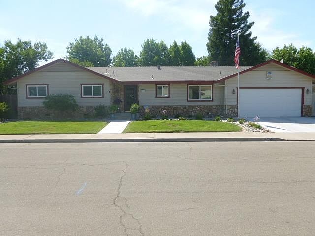 1st image of 2905 Domecq Dr