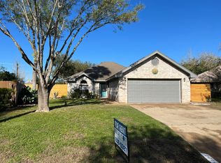 2121 Pin Oak Rd, Edinburg, TX 78539