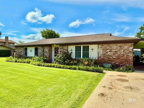 612 E Verbena Ave, Foley, AL 36535