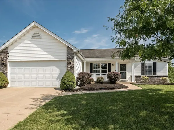 3516 Eagles Hill Rdg, Saint Charles, MO 63303