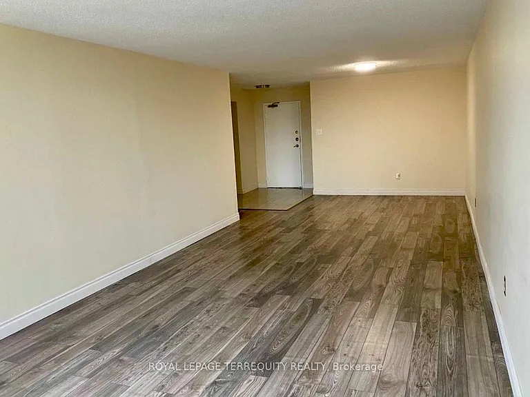 45 Huntingdale Blvd #806 — Photo 4