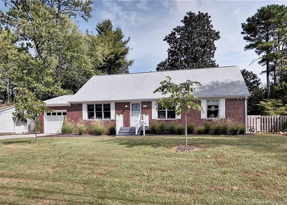 1st image of 206 Thomas Nelson Ln