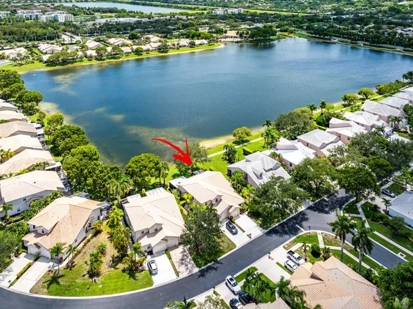 10674 Pelican Drive, Wellington, FL 33414