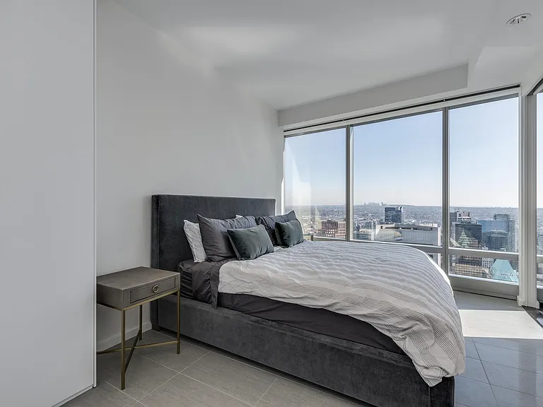 1151 Georgia St W #6001 — Photo 12
