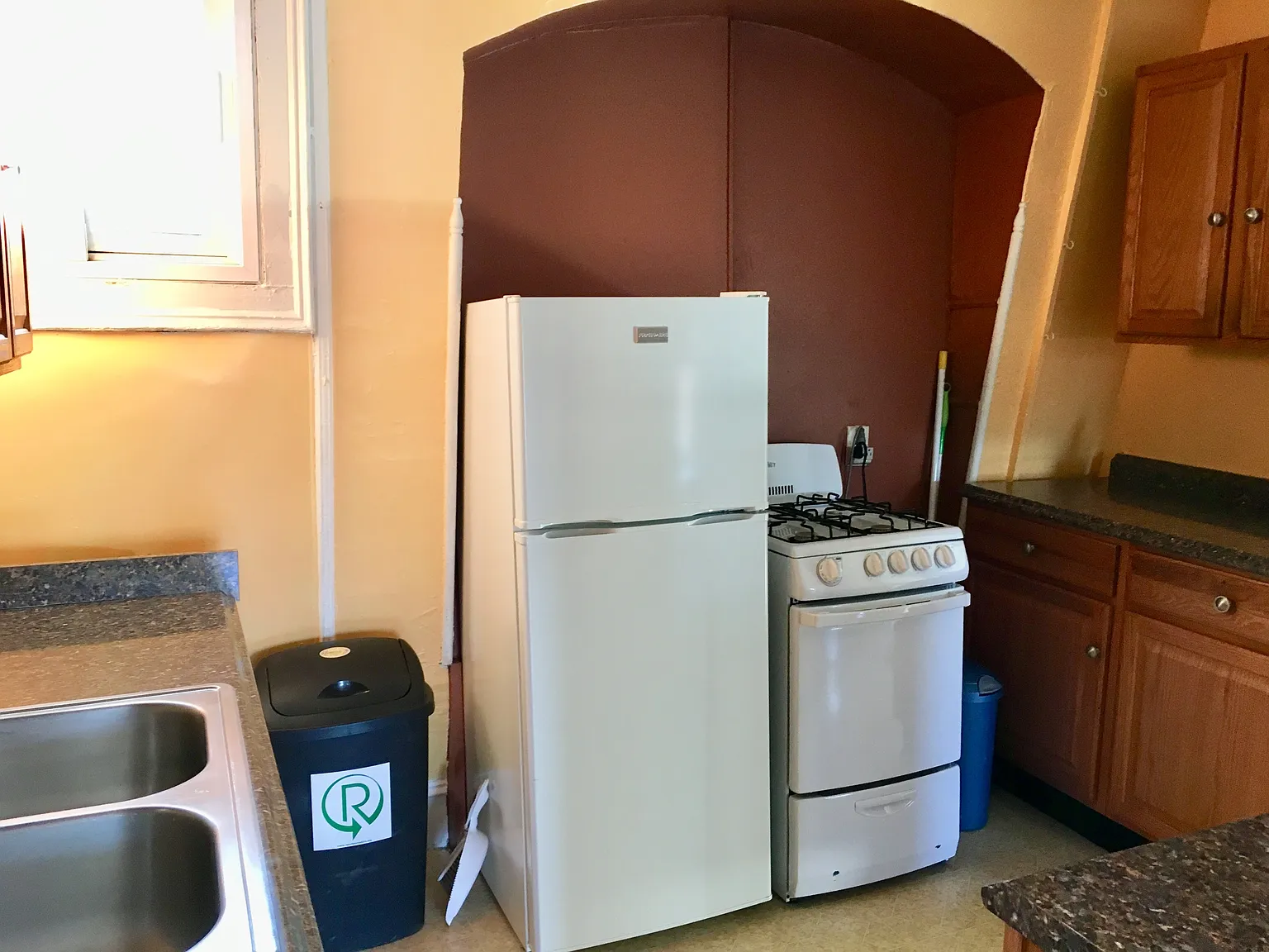 427 N Cayuga St - Apt. 6 — Photo 4