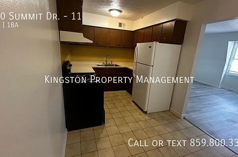 100 Summit Dr #11 — Photo 1