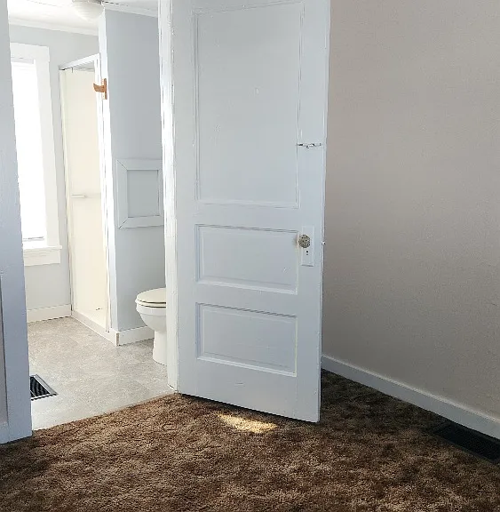 913 Ward St — Photo 11