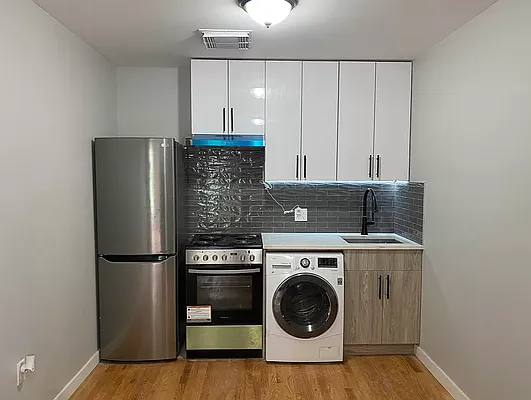 Rented by Brown Harris Stevens | media 3