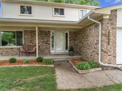 2840 Tuebingen Pkwy, Ann Arbor, MI, 48105