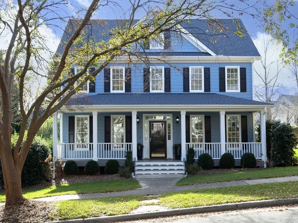 520 Highgrove Dr, Chapel Hill, NC 27516