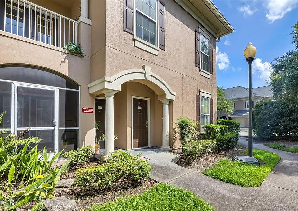 14226 Fredricksburg Dr #220