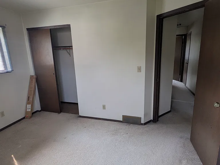 4830 W Edgerton Ave — Photo 11