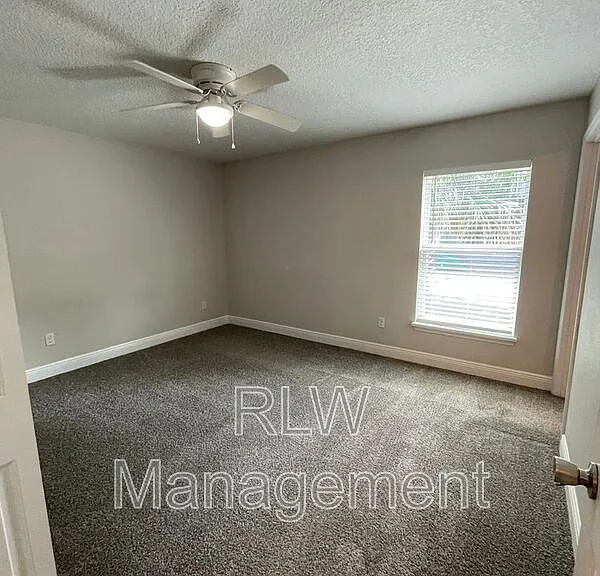528 E Citrus Ave #1 — Photo 8