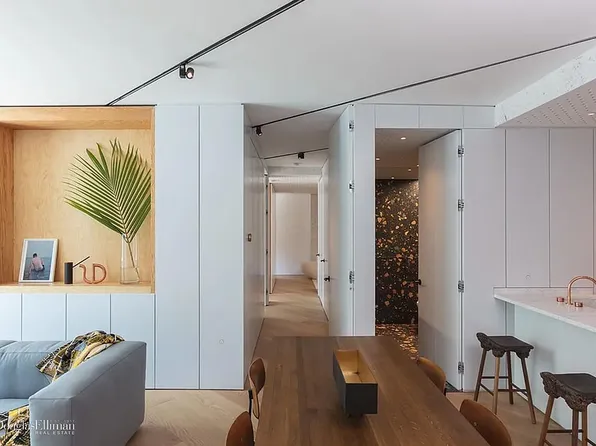 447 W 18th St APT 2A, New York, NY 10011