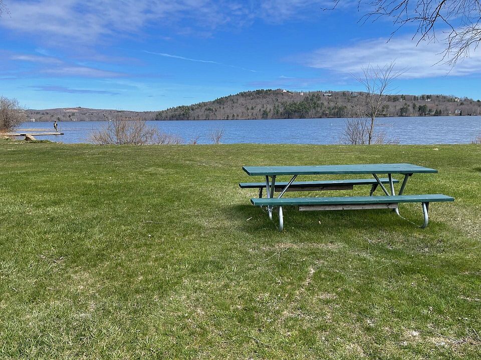 2nd image of 46 Lake View Drive