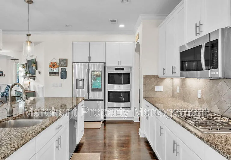 4 Woodland Chase Ct — Photo 14