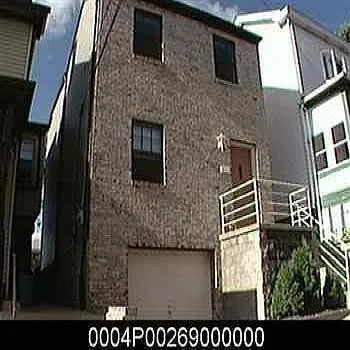 228 Smith Way photo 1