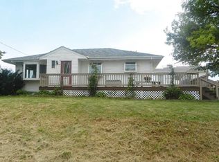 3614 Hickory Grove Rd, Davenport, IA 52806