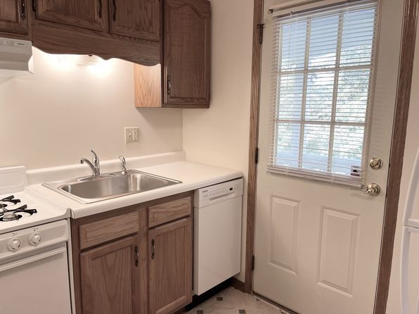 400 W Cook St