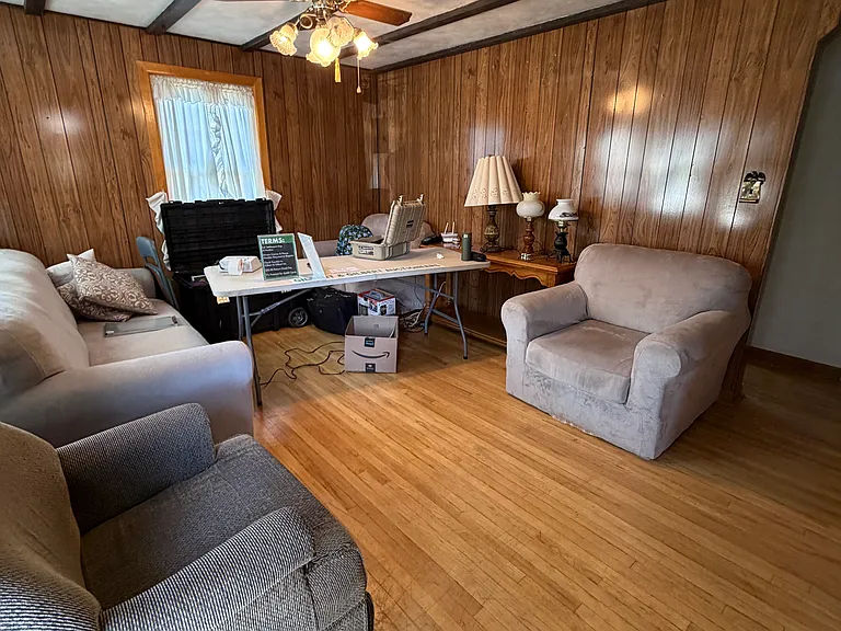 245 Eastland Ave — Photo 2