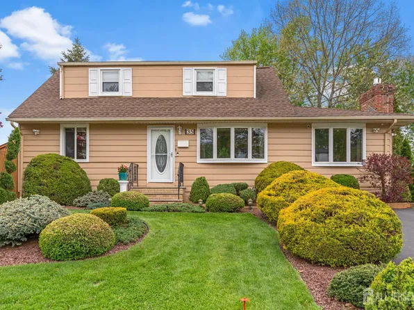 35 Mimi Rd, Old Bridge, NJ 08857