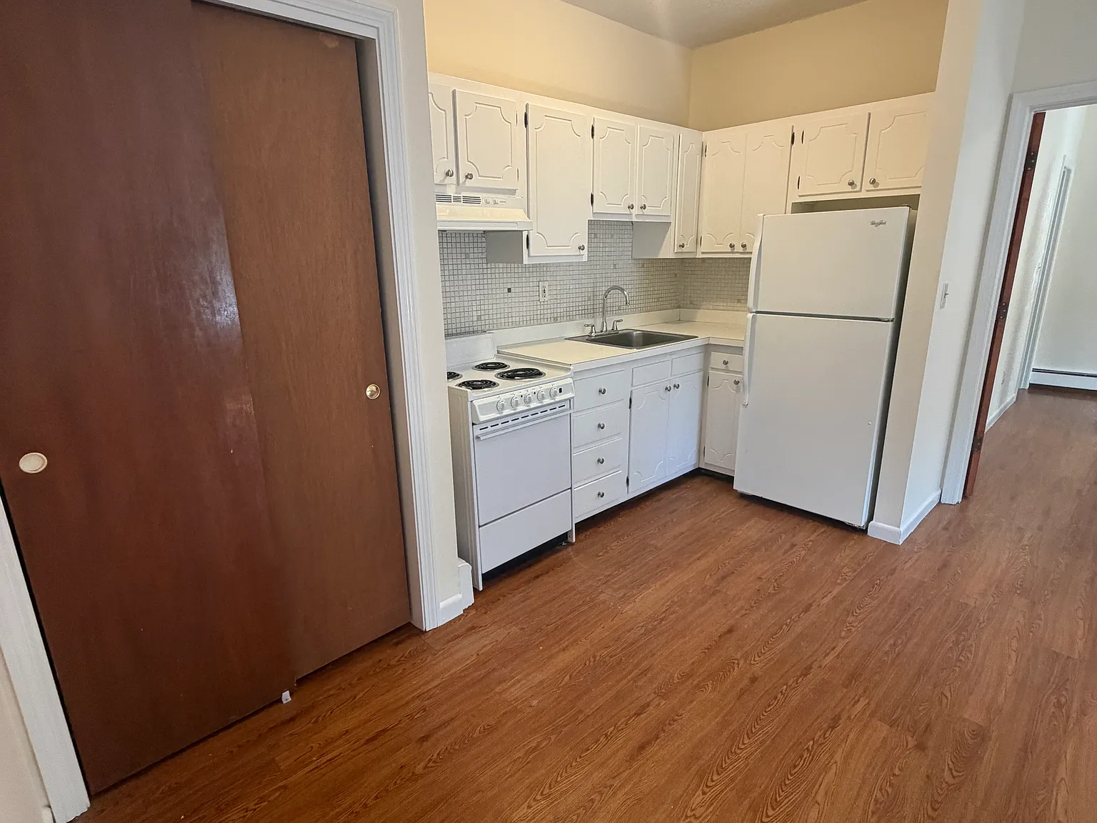 1 bed, 9999 sqft, $2,100 — Photo 1