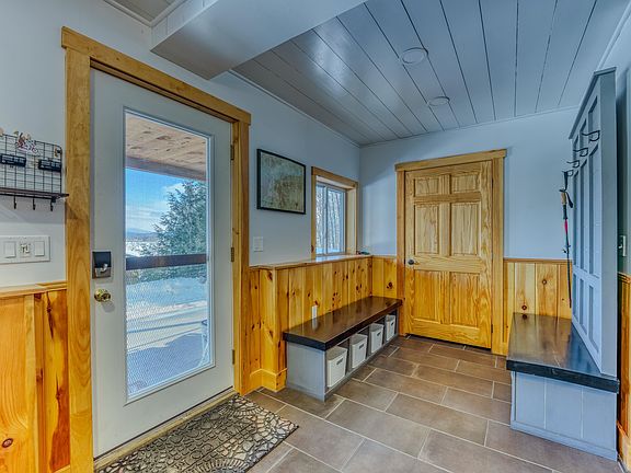 3rd image of 4593 102 Route