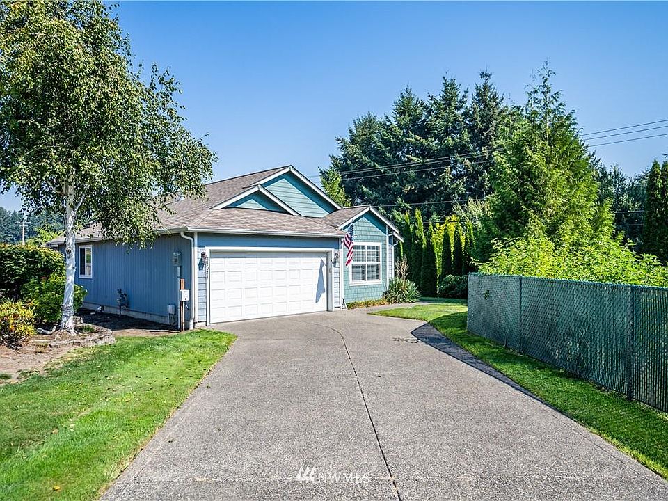 1st image of 2924 Haig Dr SE