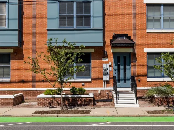 306 Grand St #2, Jersey City, NJ 07302
