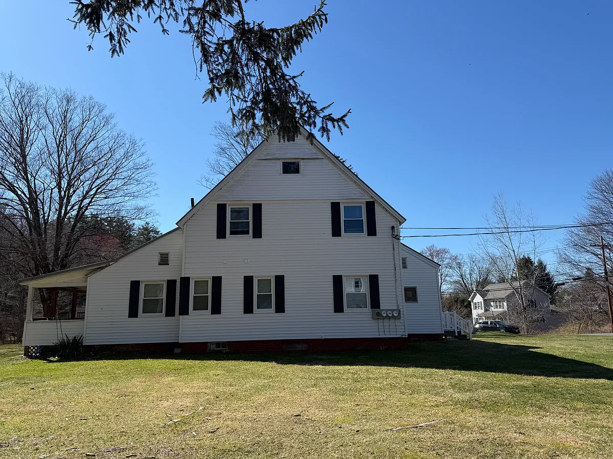Building Photo - 473 Pine St #B