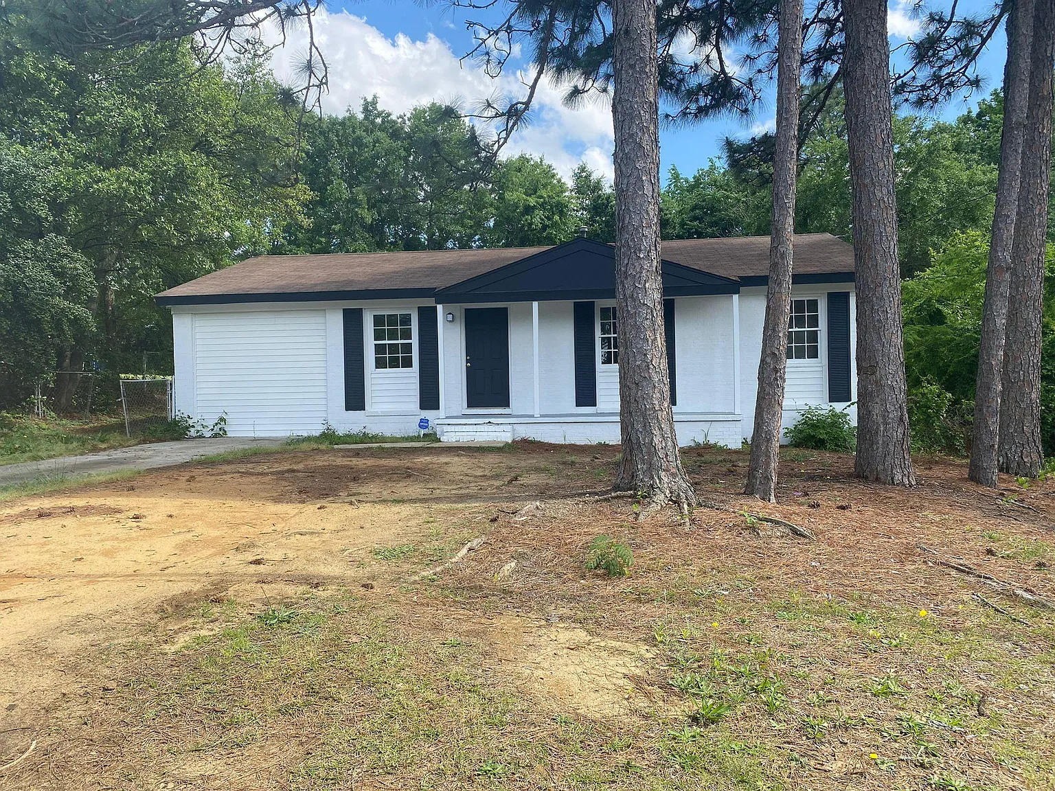 4 bed, 1338 sqft, $1,675 — Photo 1