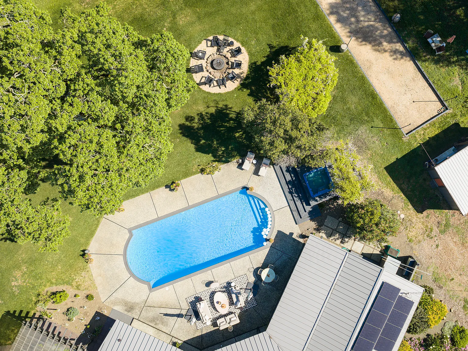 4 bed, 4000 sqft, $13,000 — Photo 4
