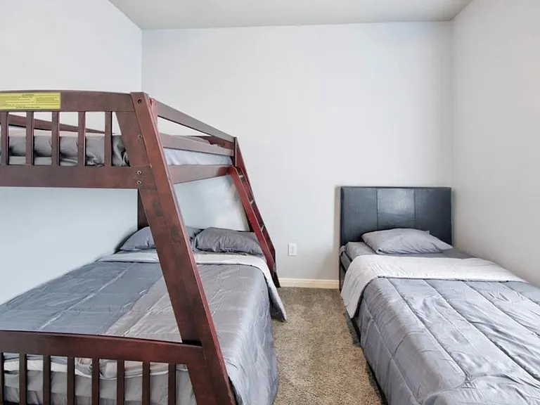 3510 Oleander Ave — Photo 26