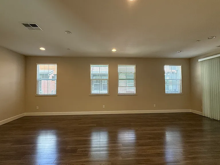 1639 Murasky Pl — Photo 11