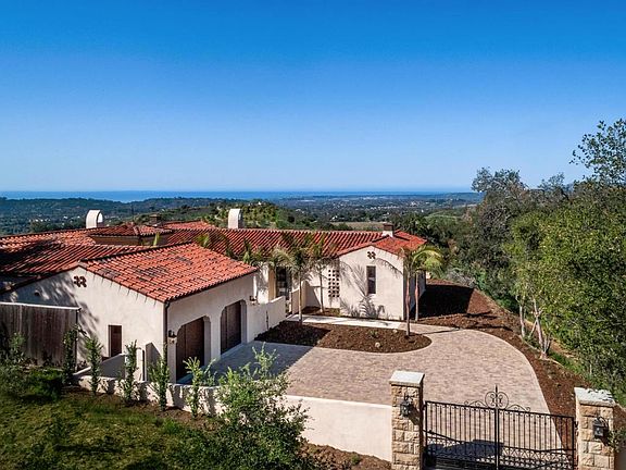 Elevated view of motor court