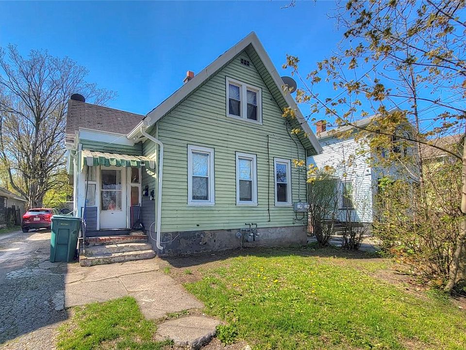 1st image of 415 Wilder St